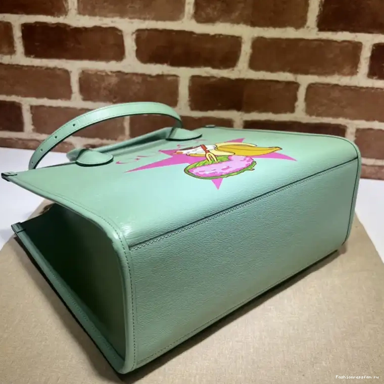Fashionrepsfam ru Bag Gucci 2210YA0114 0505